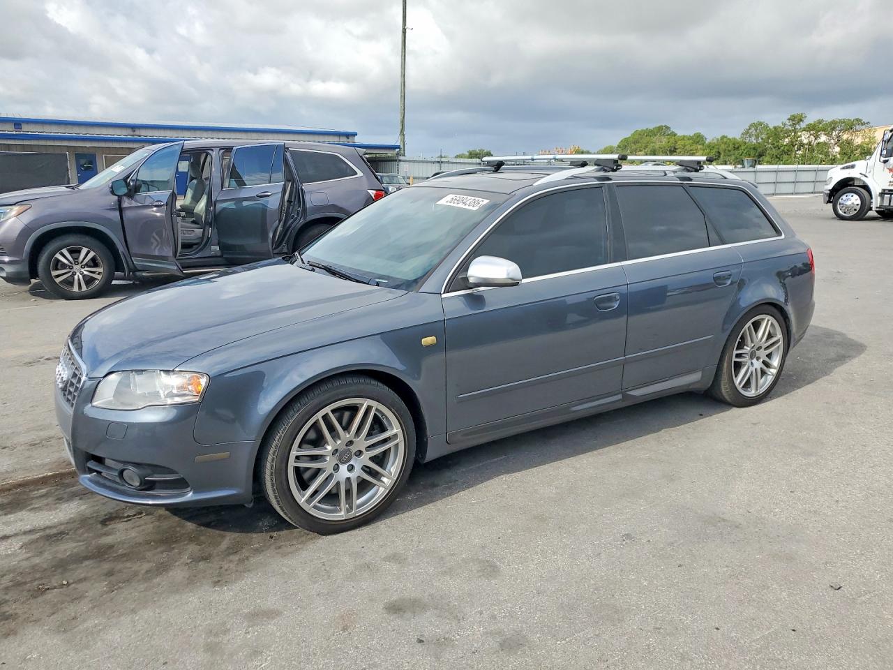 Salvage Audi S4 Image
