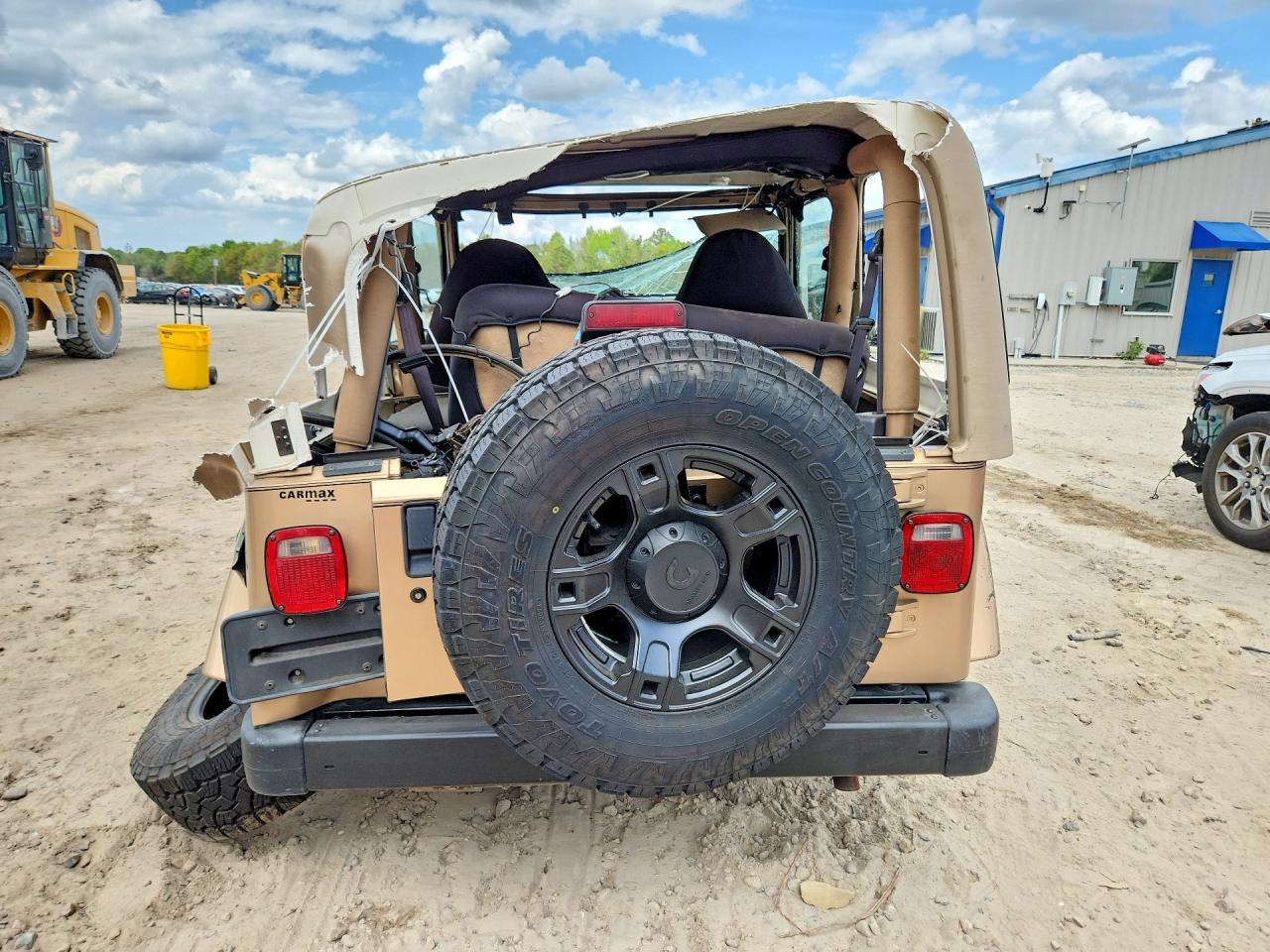 Jeep Wrangler Sahara