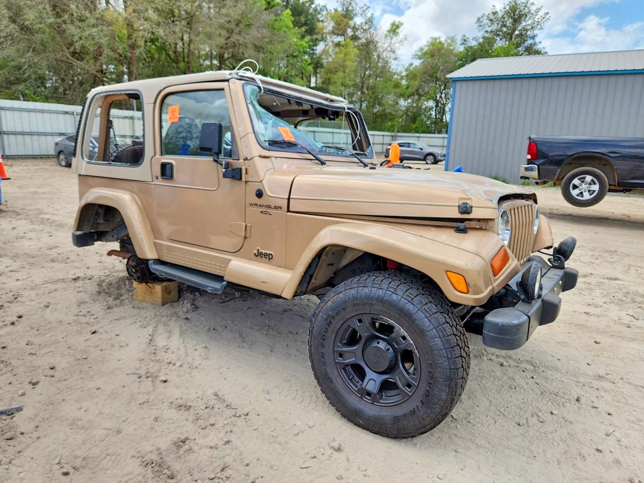 Jeep Wrangler Sahara
