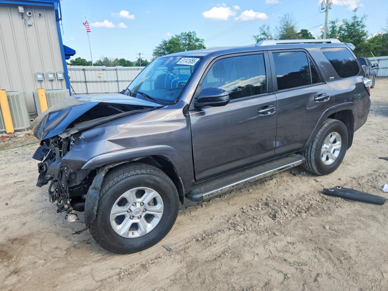 Salvage Toyota 4Runner Image