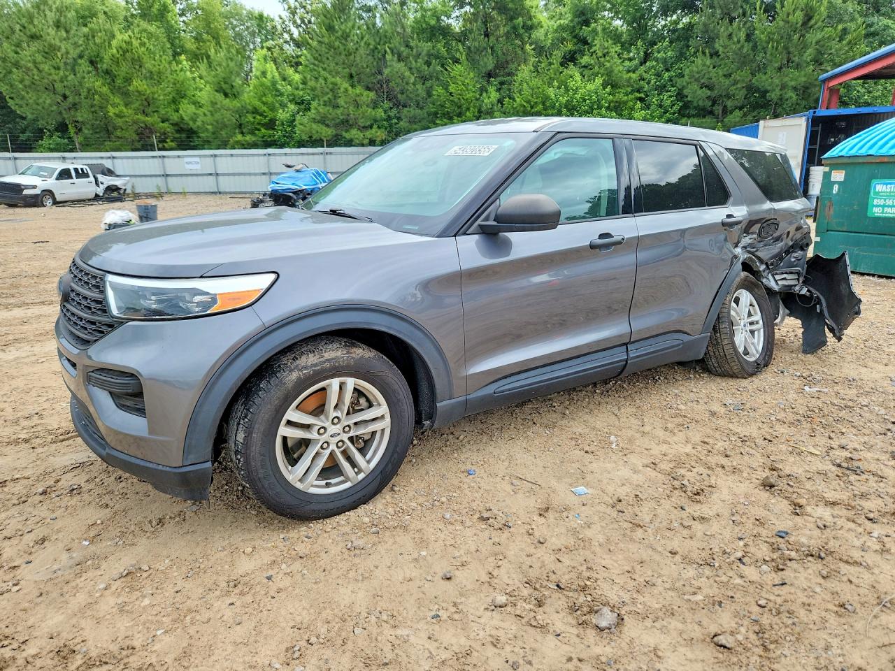 Salvage Ford Explorer Image