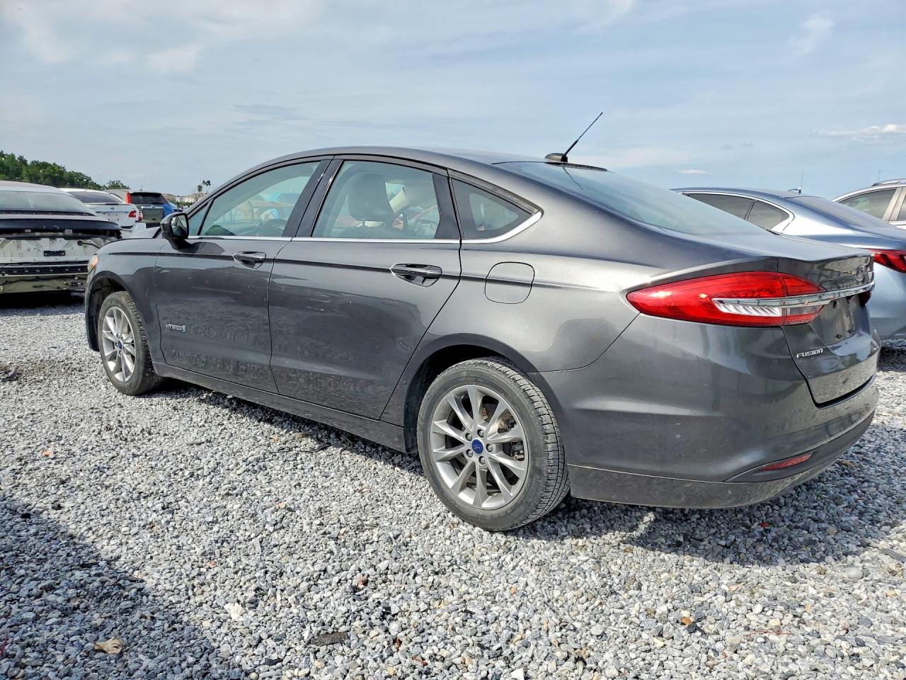 Ford Fusion S Hybrid