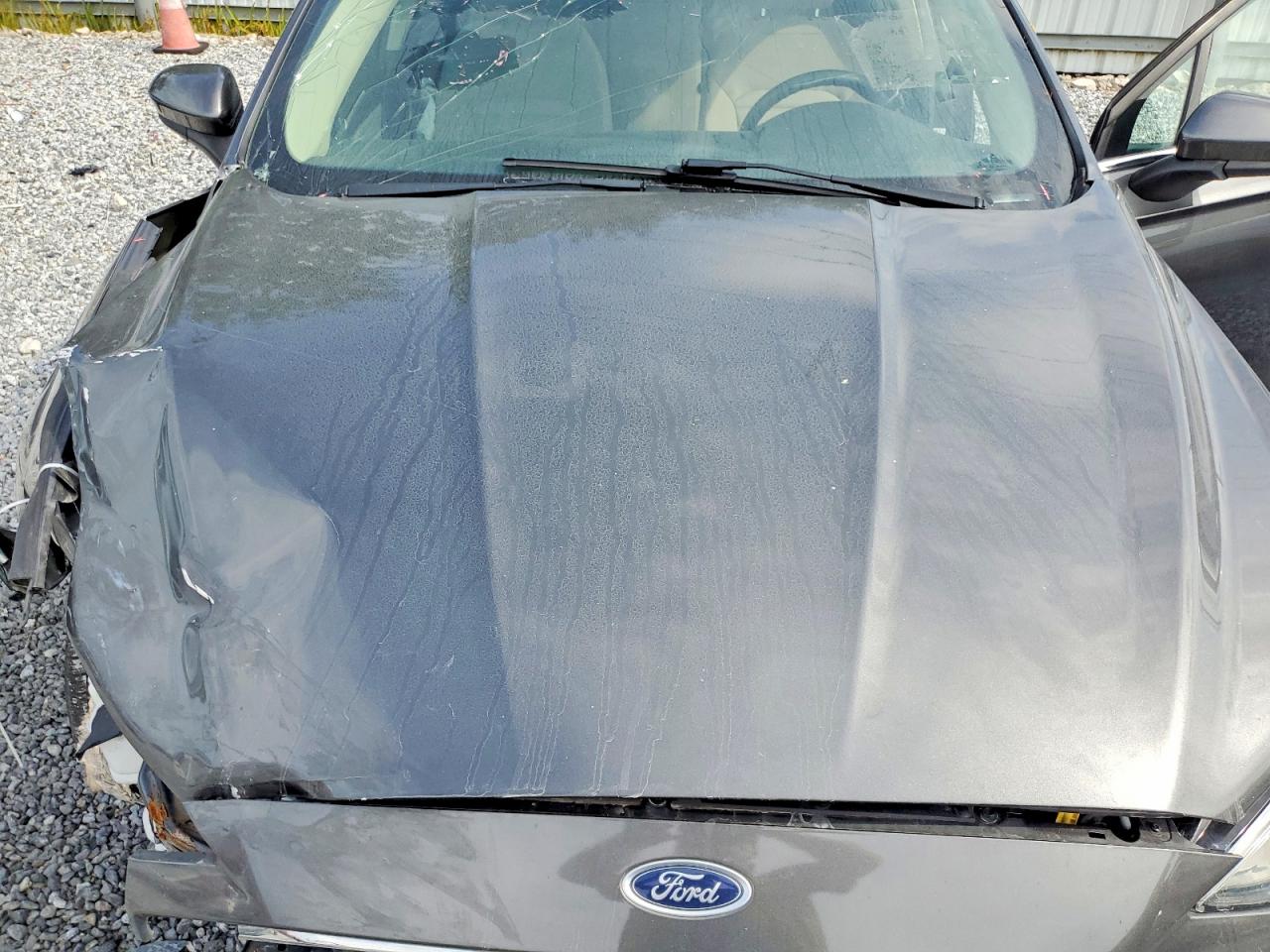 Ford Fusion S Hybrid