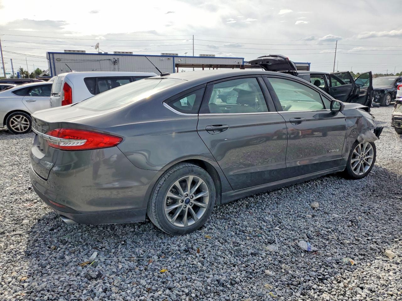 Ford Fusion S Hybrid