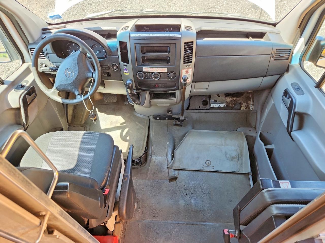 Mercedes-Benz Sprinter 2500
