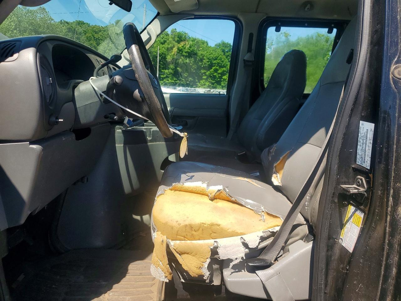 Ford Econoline E350 Super Duty Wagon