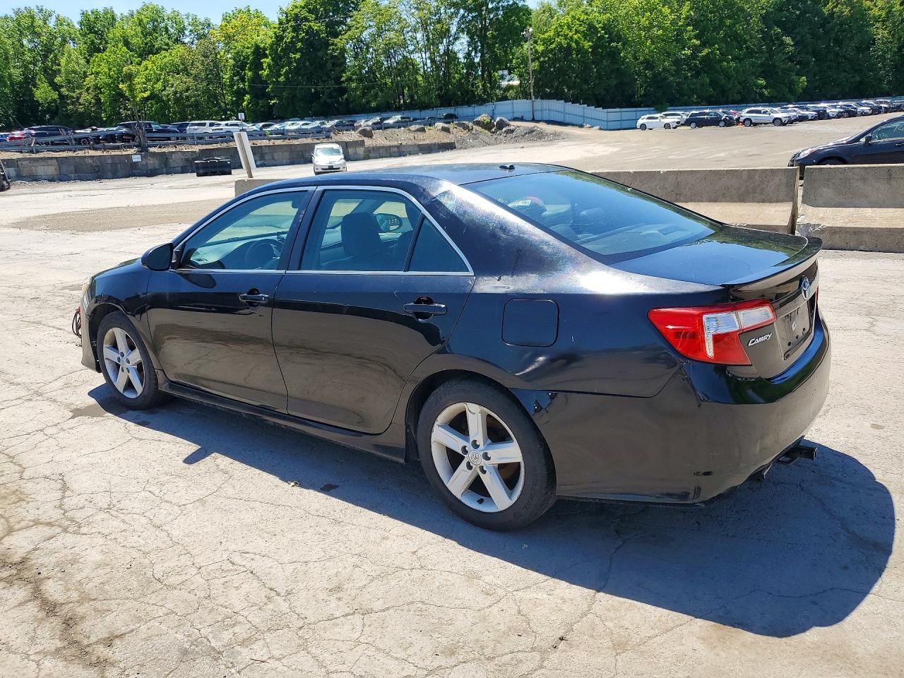 Toyota Camry Se