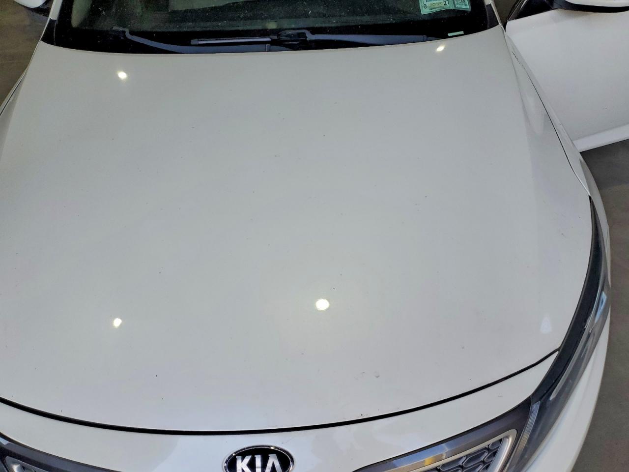Kia Optima Base