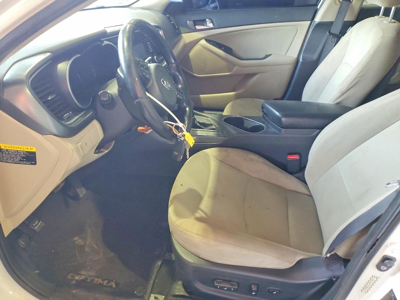Kia Optima Base