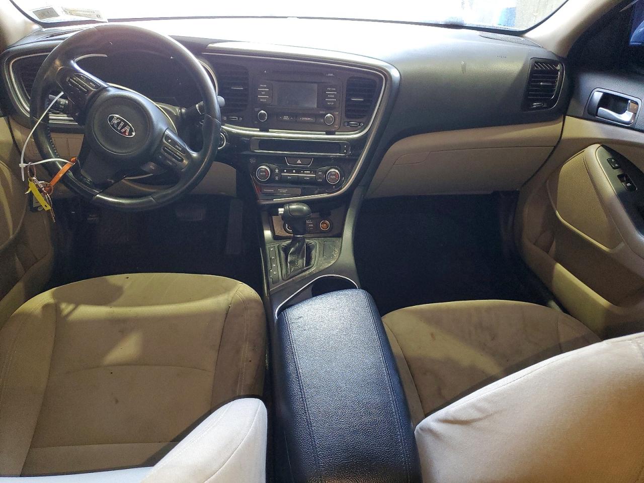Kia Optima Base