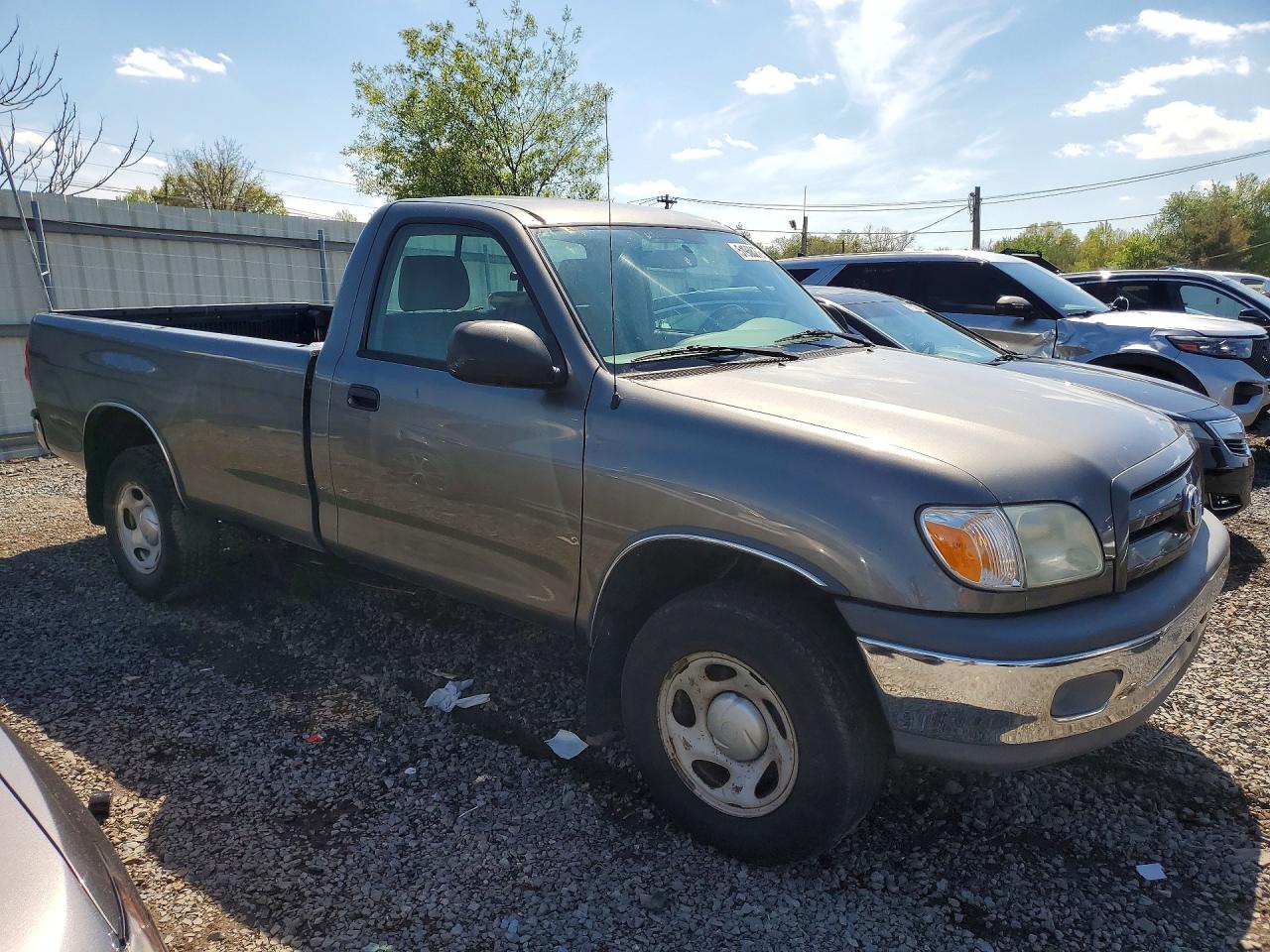 Toyota Tundra Base