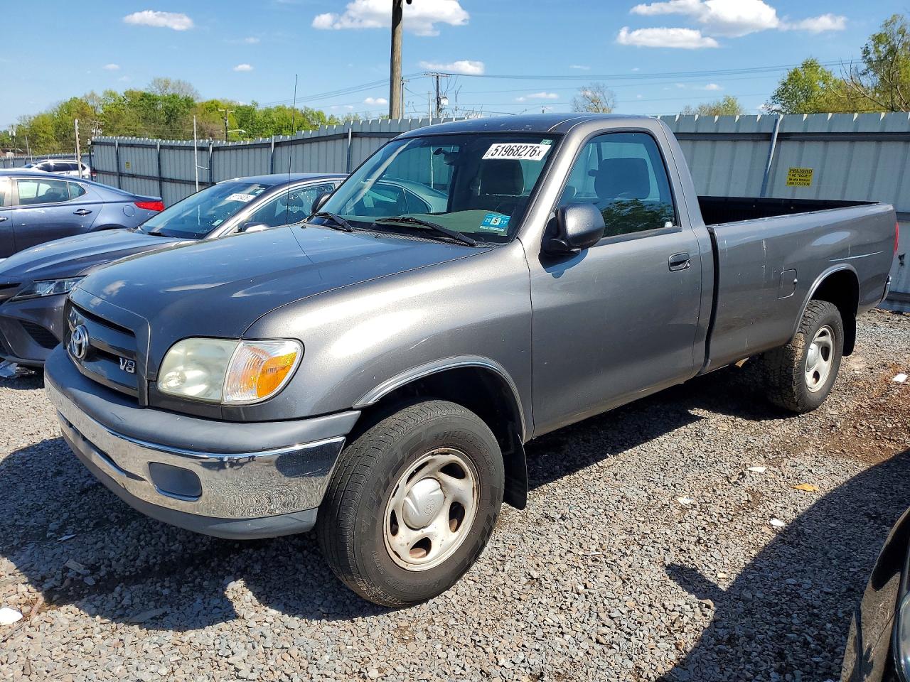 Salvage Toyota Tundra Image