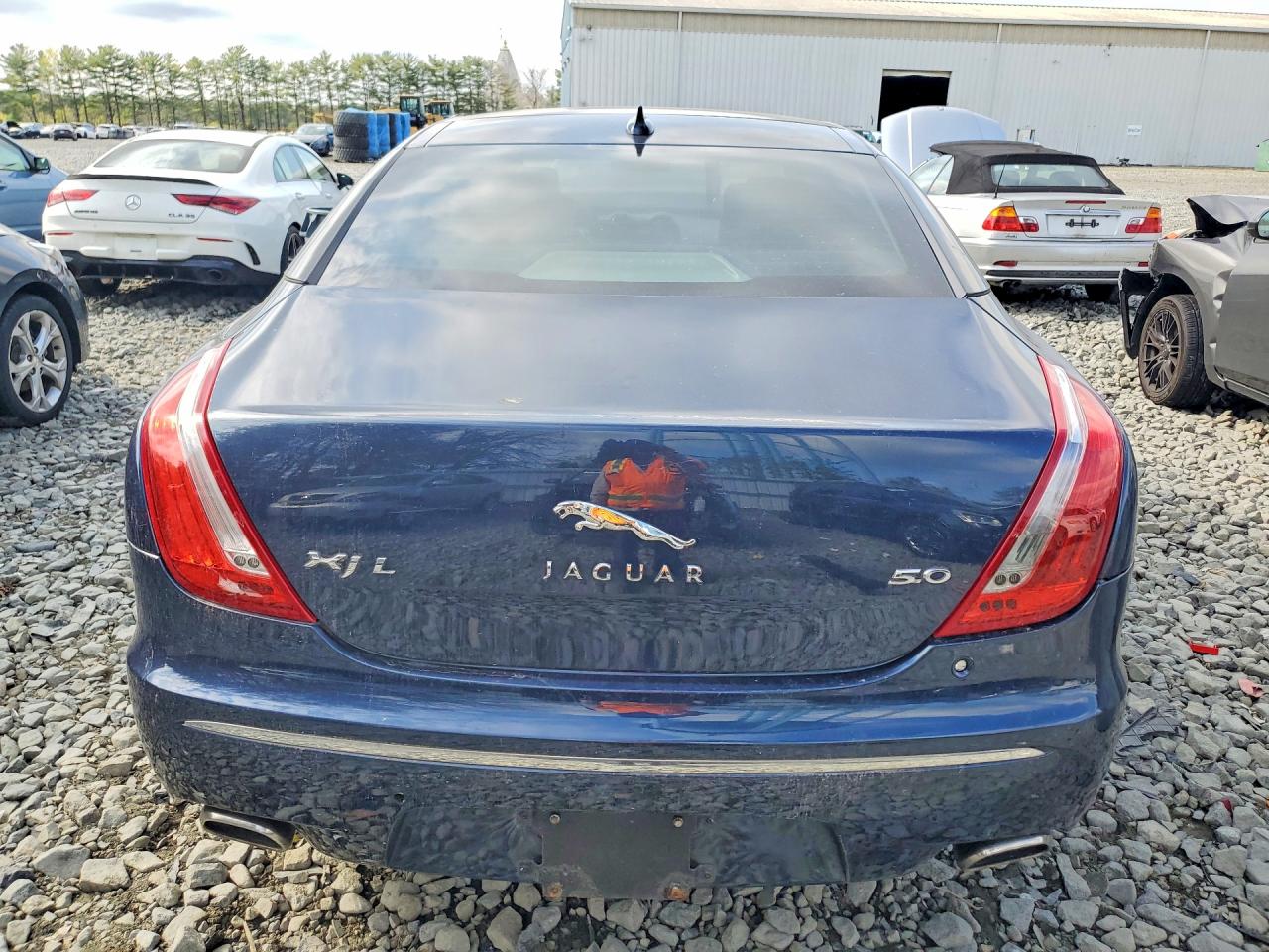 Jaguar XJ Portfolio