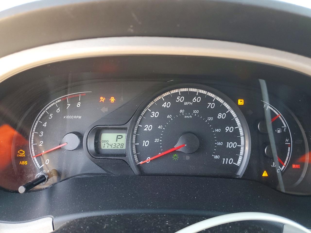 Toyota Sienna Le