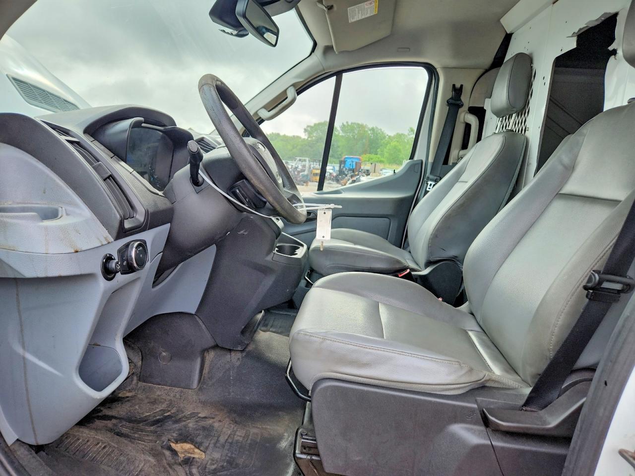 Ford Transit T-250