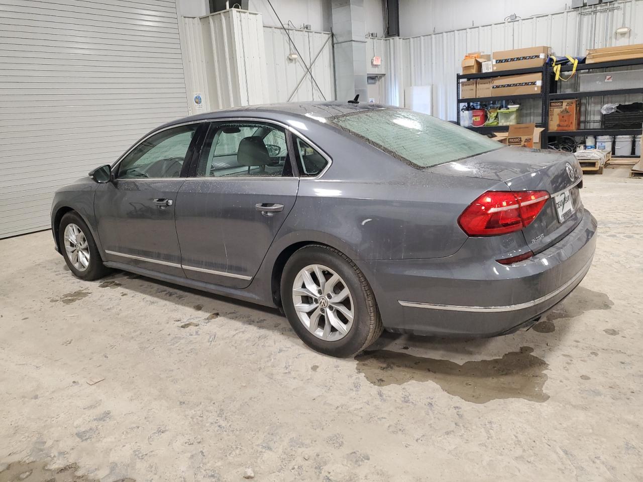 Volkswagen Passat S