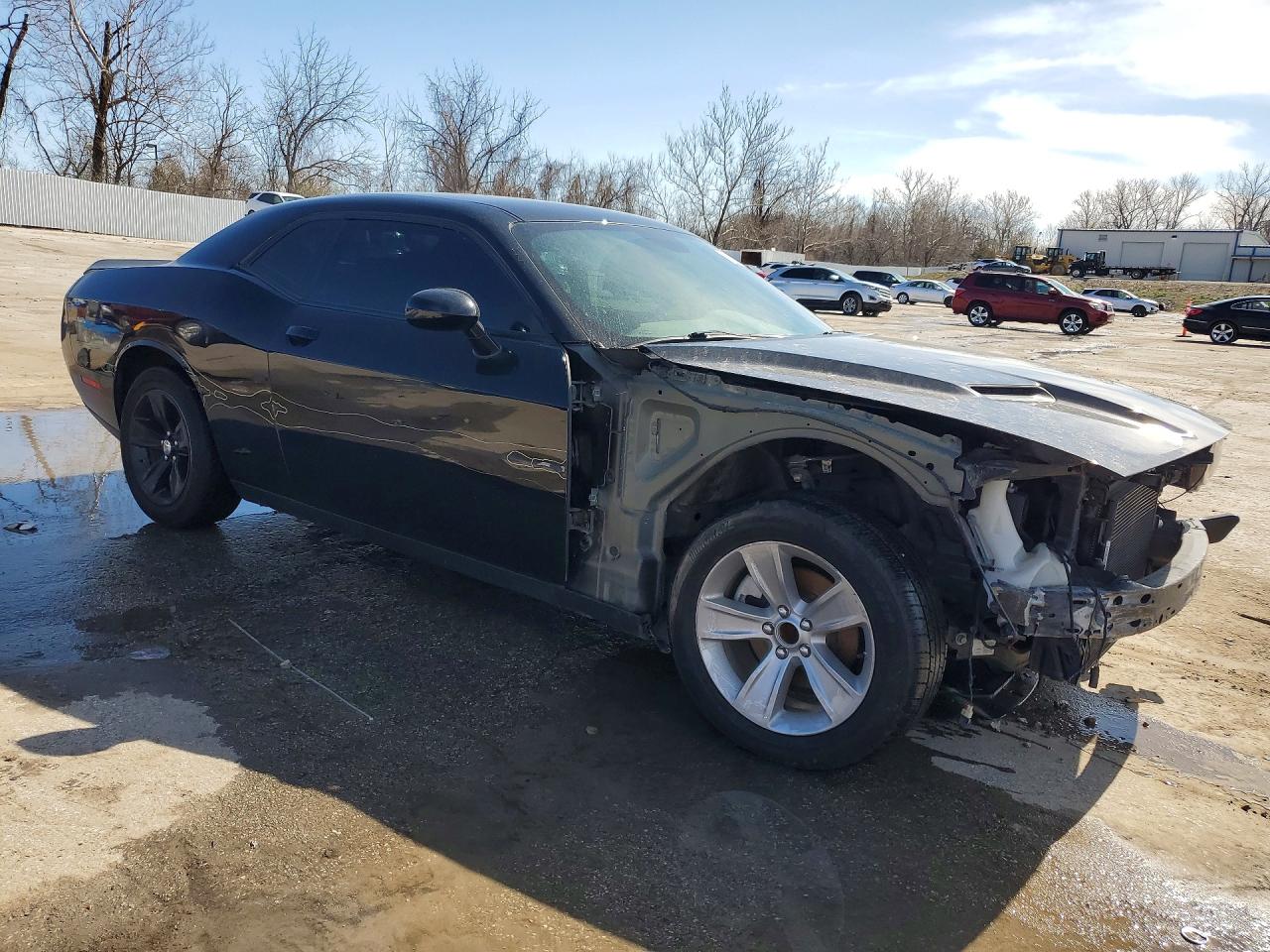 Dodge Challenger Sxt