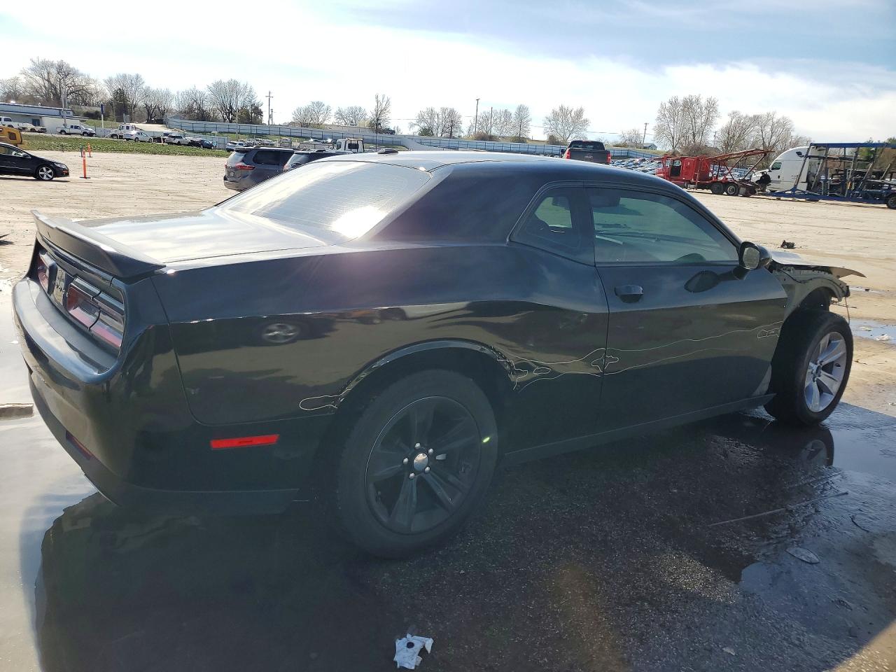 Dodge Challenger Sxt
