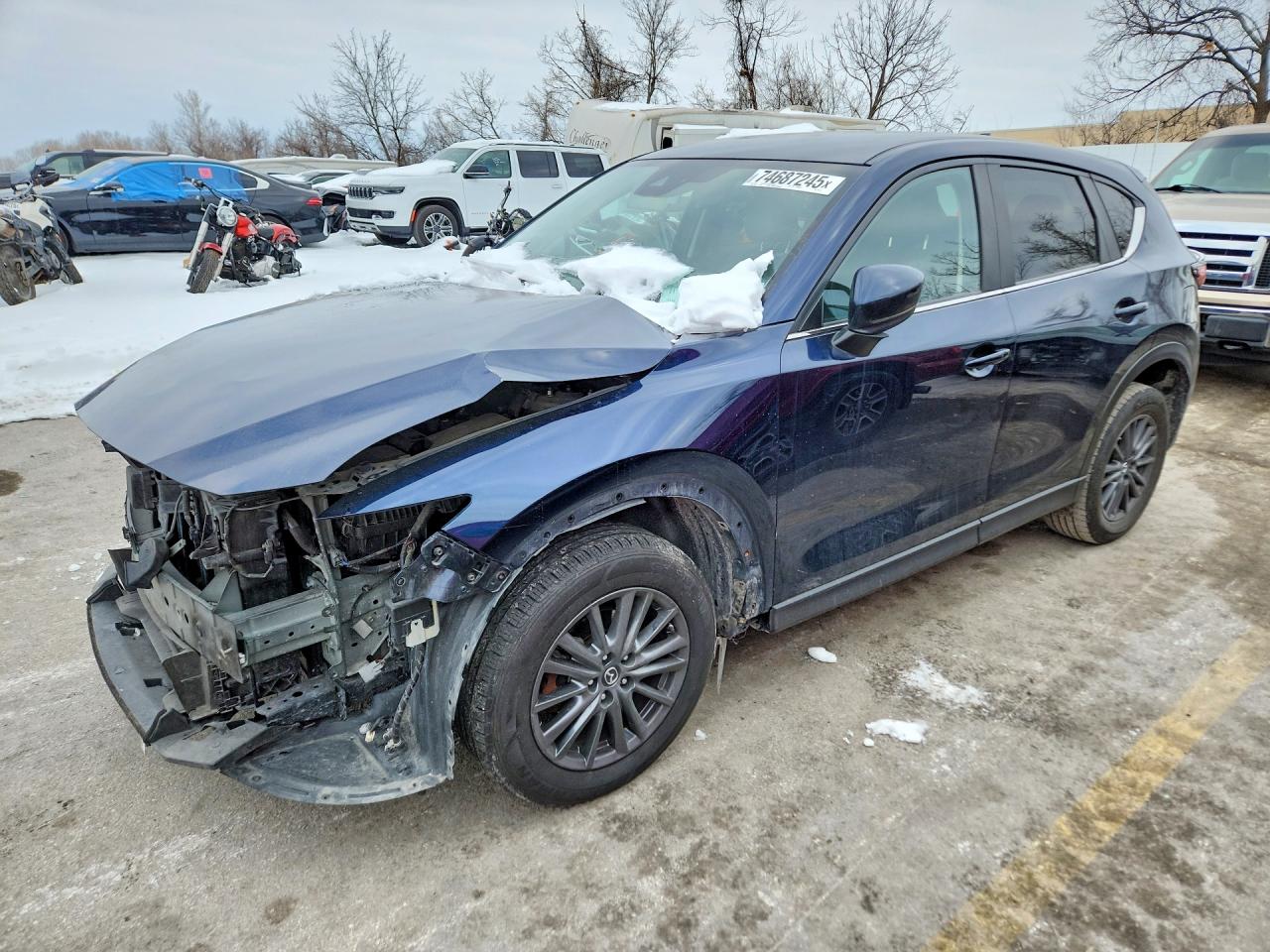 Salvage Mazda Cx Image