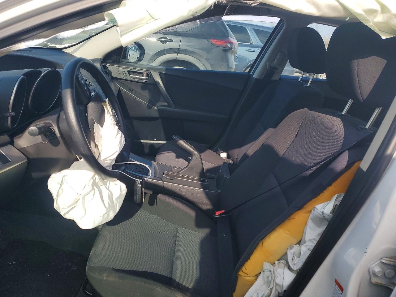 Mazda 3 I