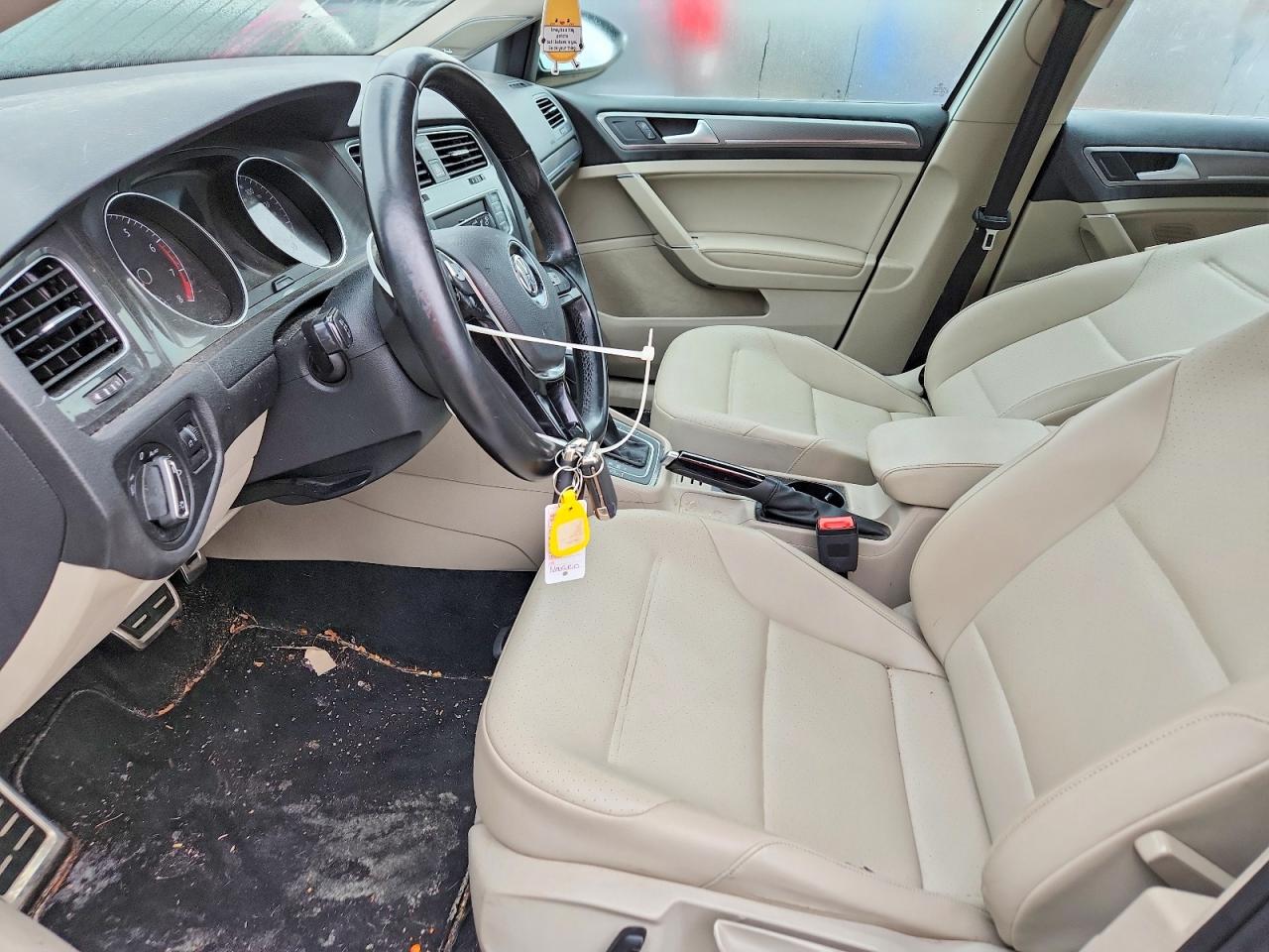 Volkswagen Golf S