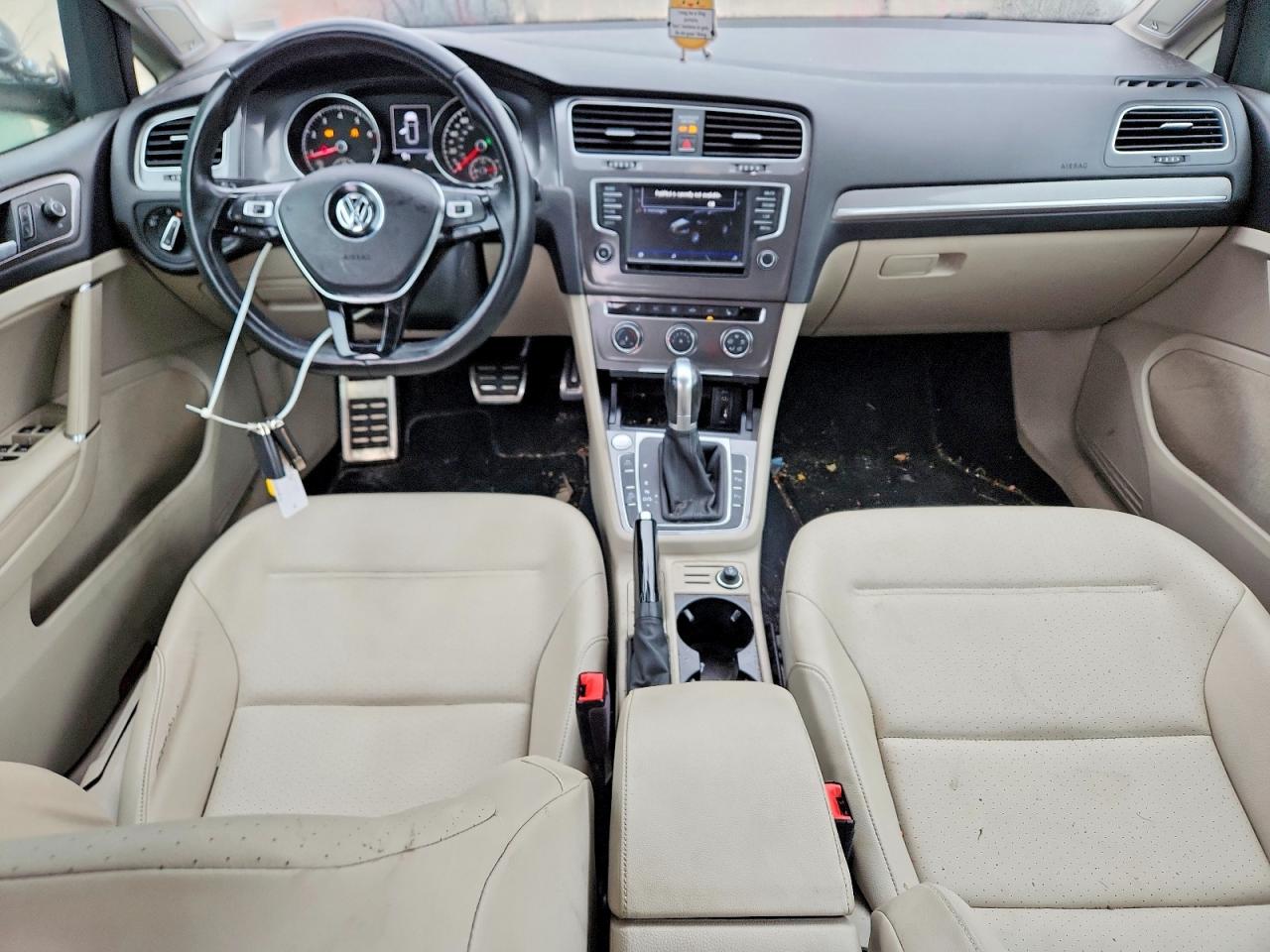 Volkswagen Golf S