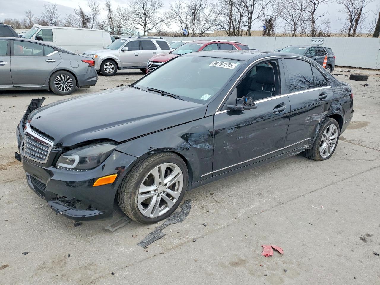 Salvage Mercedes-Benz C-Class Image