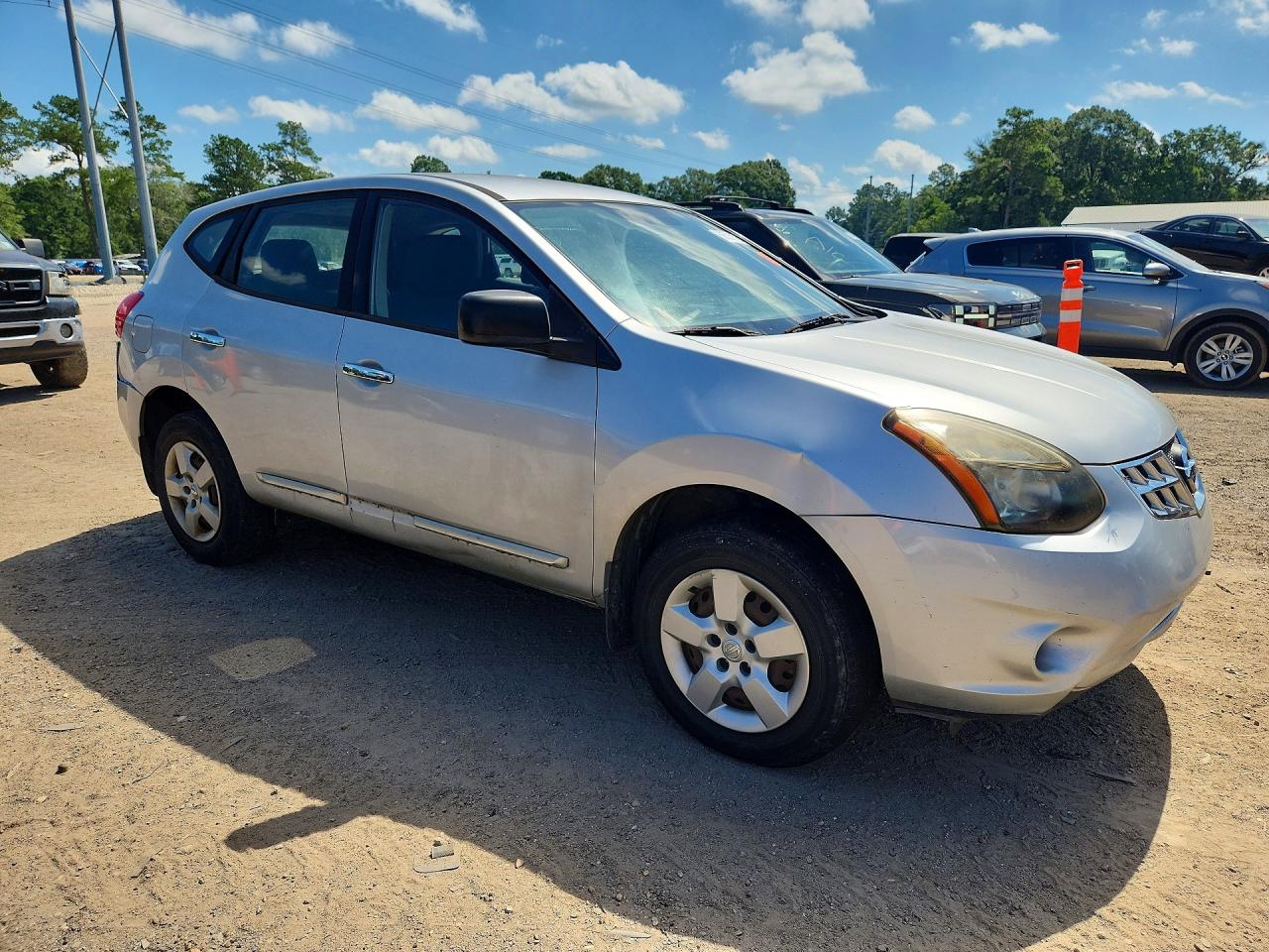 Nissan Rogue S