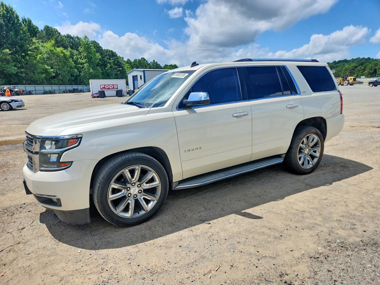 Salvage Chevrolet Tahoe Image