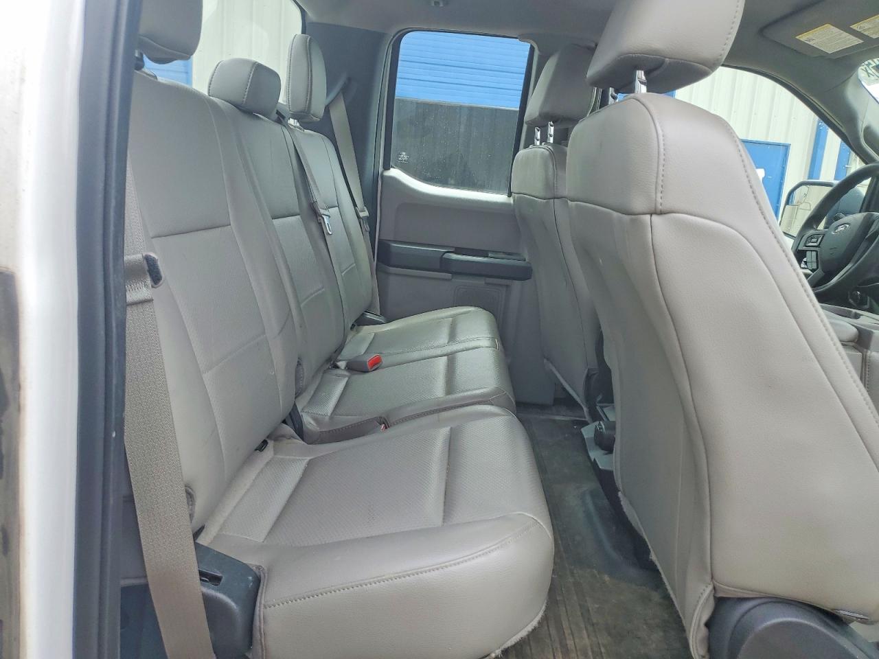 Ford F-150 Super Cab