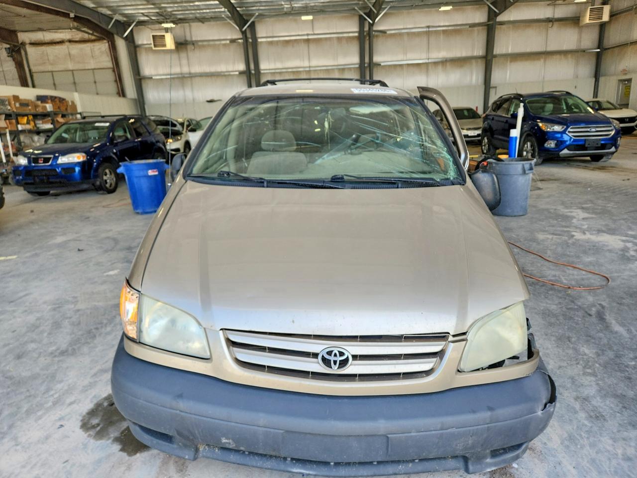 Toyota Sienna Le