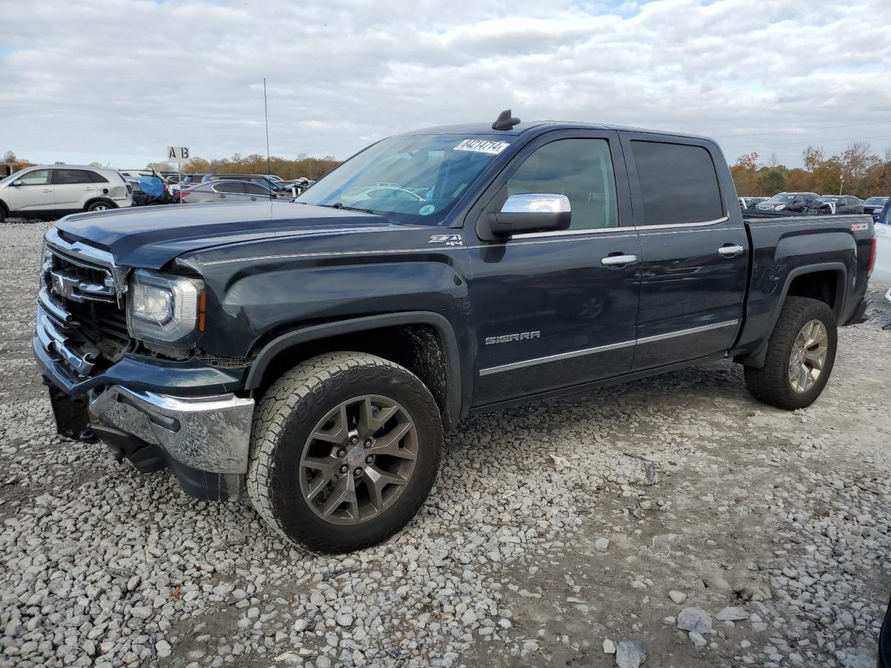 Salvage GMC Sierra Image