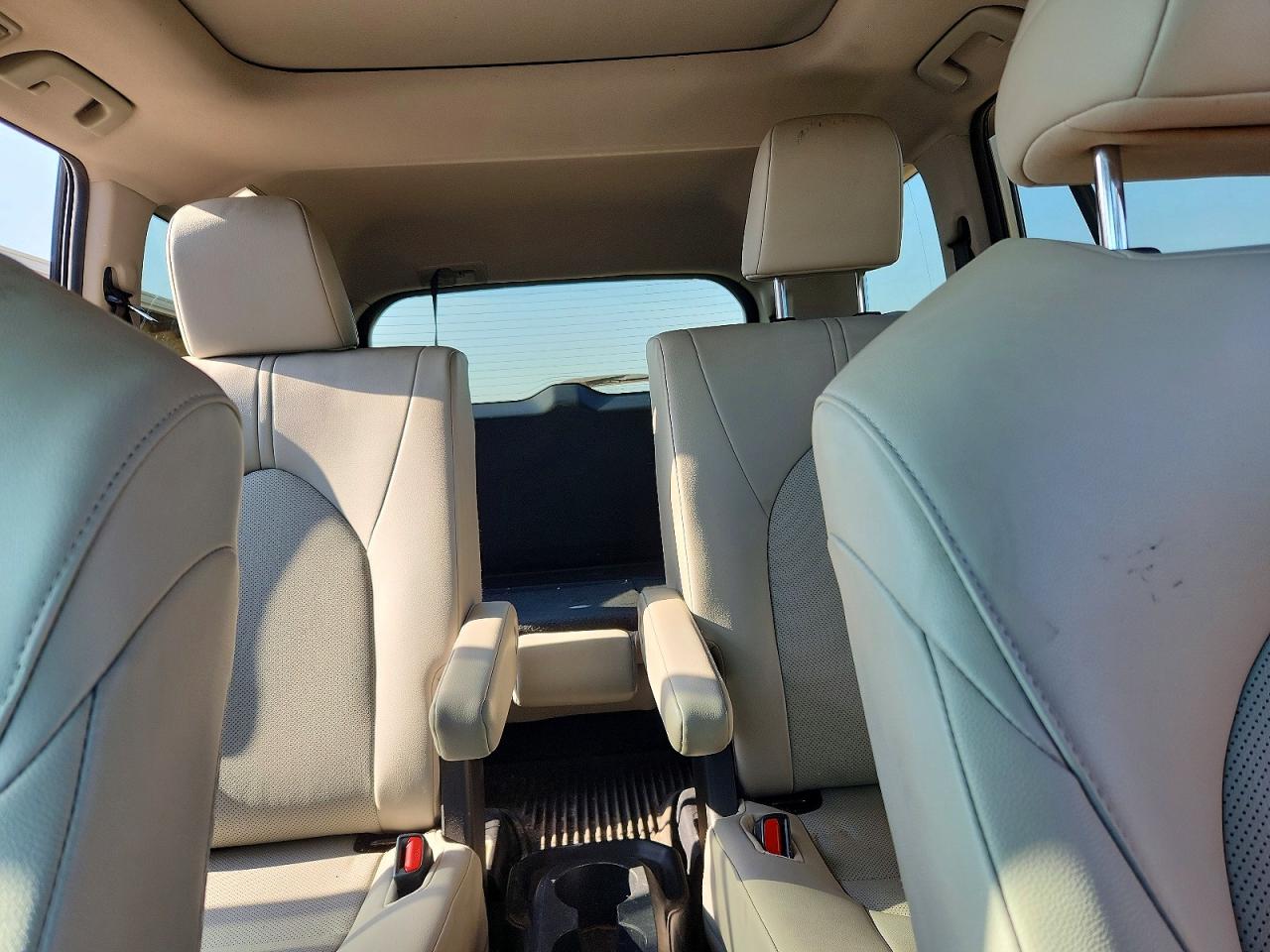 Toyota Grand Highlander Xle