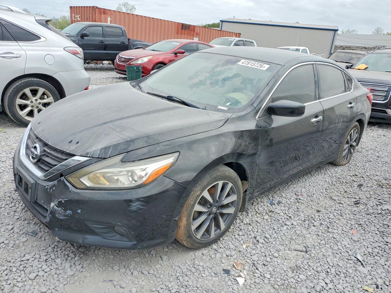 Salvage Nissan Altima Image