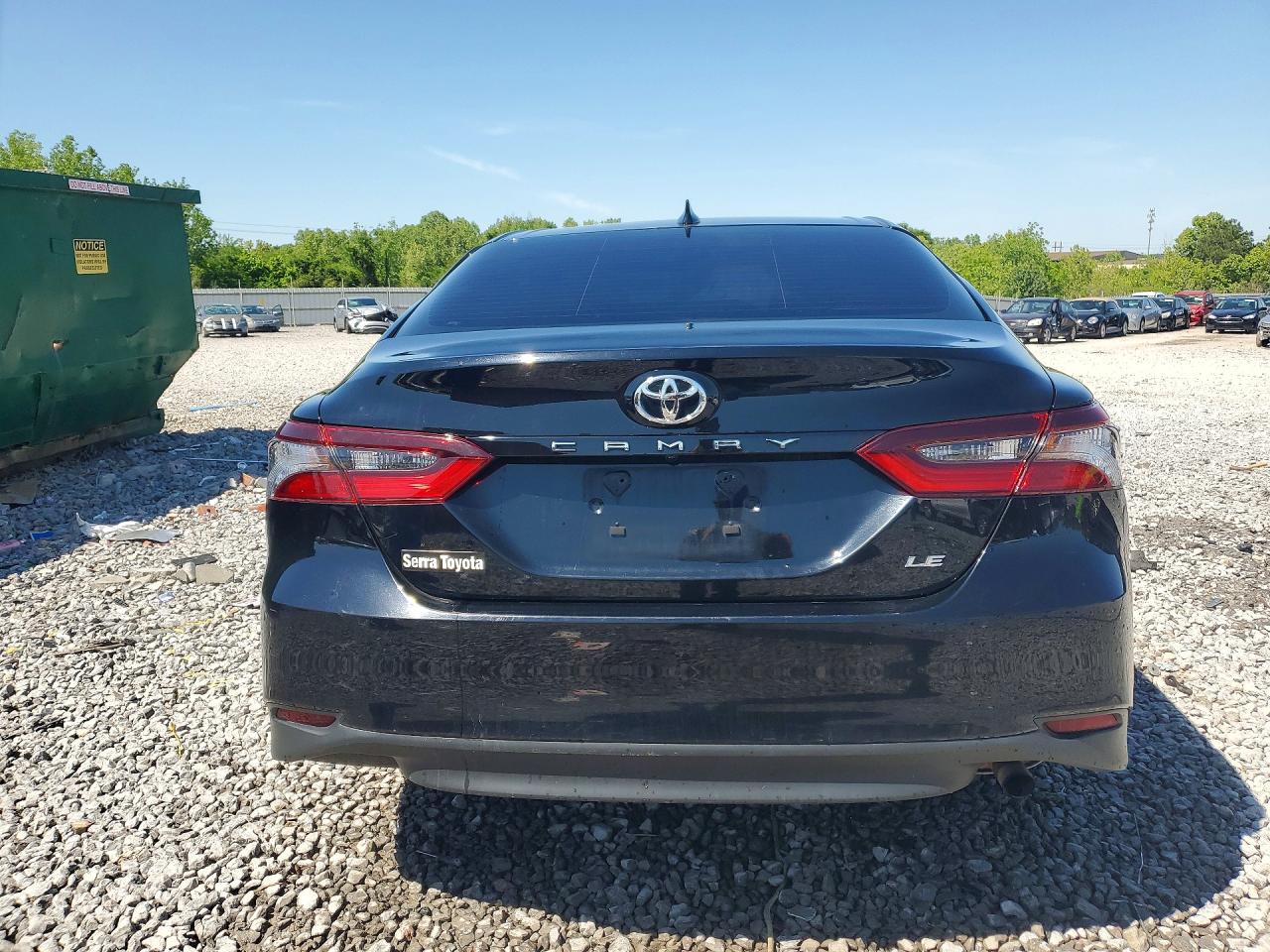 Toyota Camry Le
