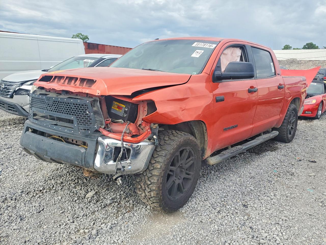 Salvage Toyota Tundra Image