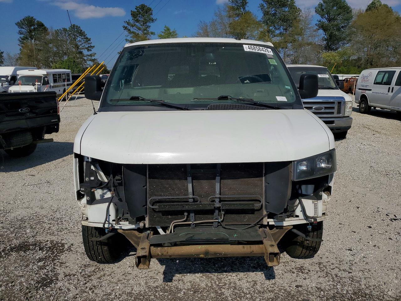 Chevrolet Express Lt