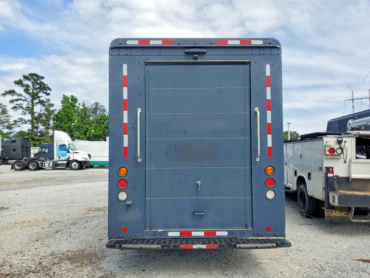 Freightliner Mt45 Chassis