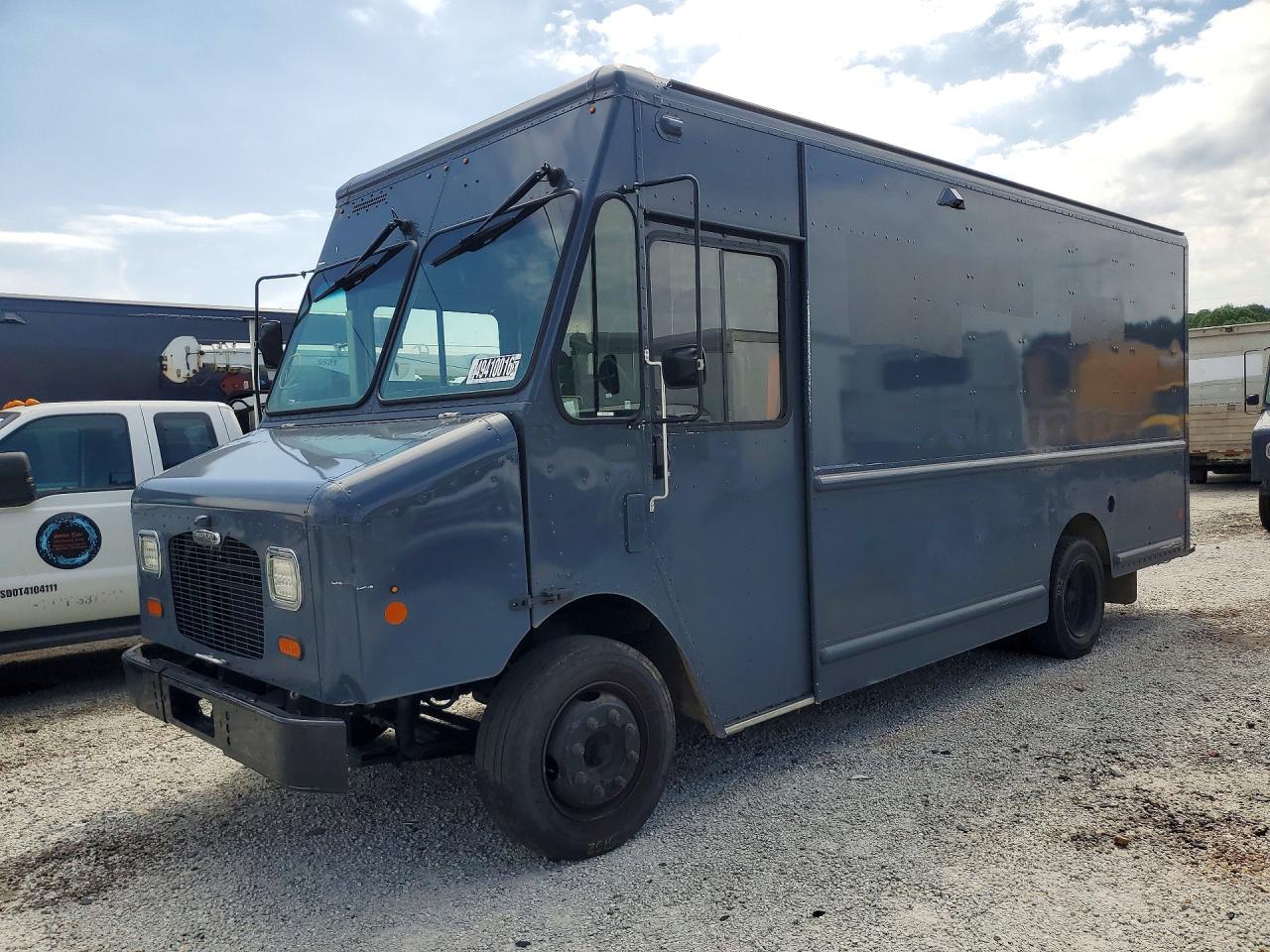 Salvage Freightliner Mt45 Chassis Image