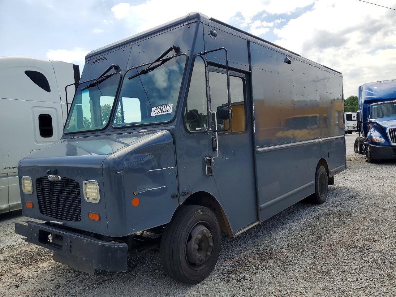 Salvage Freigliner Mt45 Chassis Image