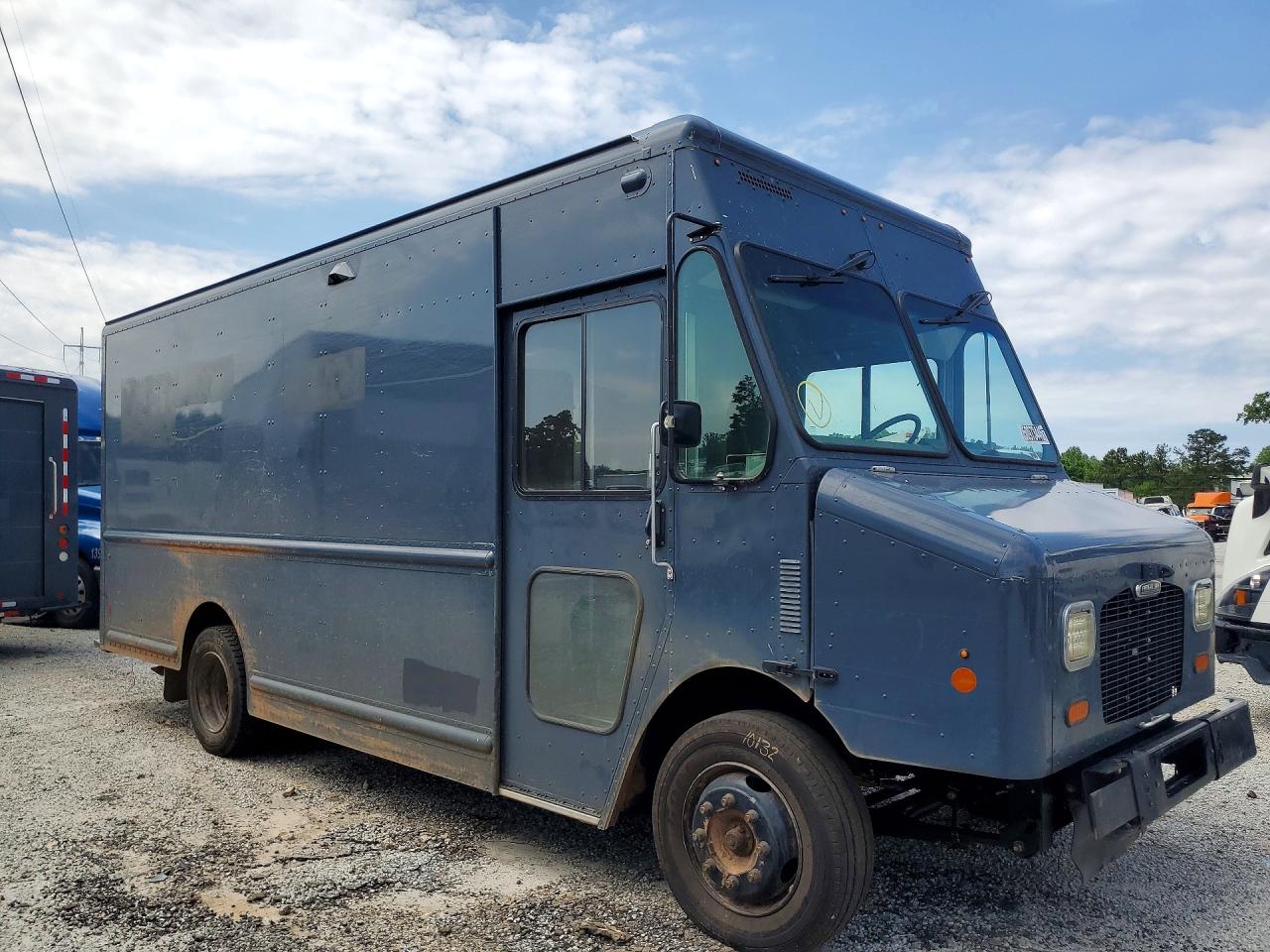 Freigliner Mt45 Chassis