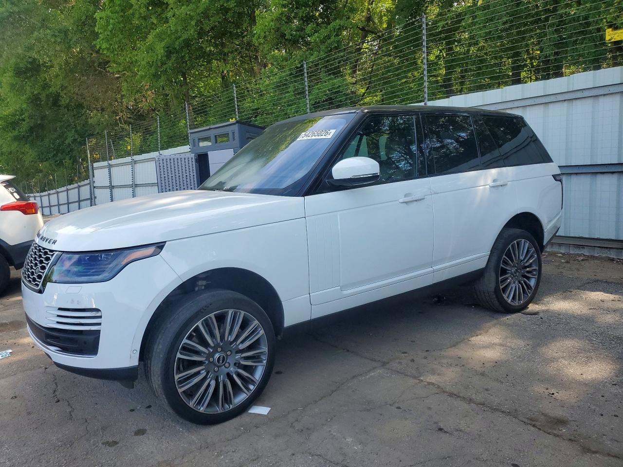 Salvage Land Rover Range Rover Image
