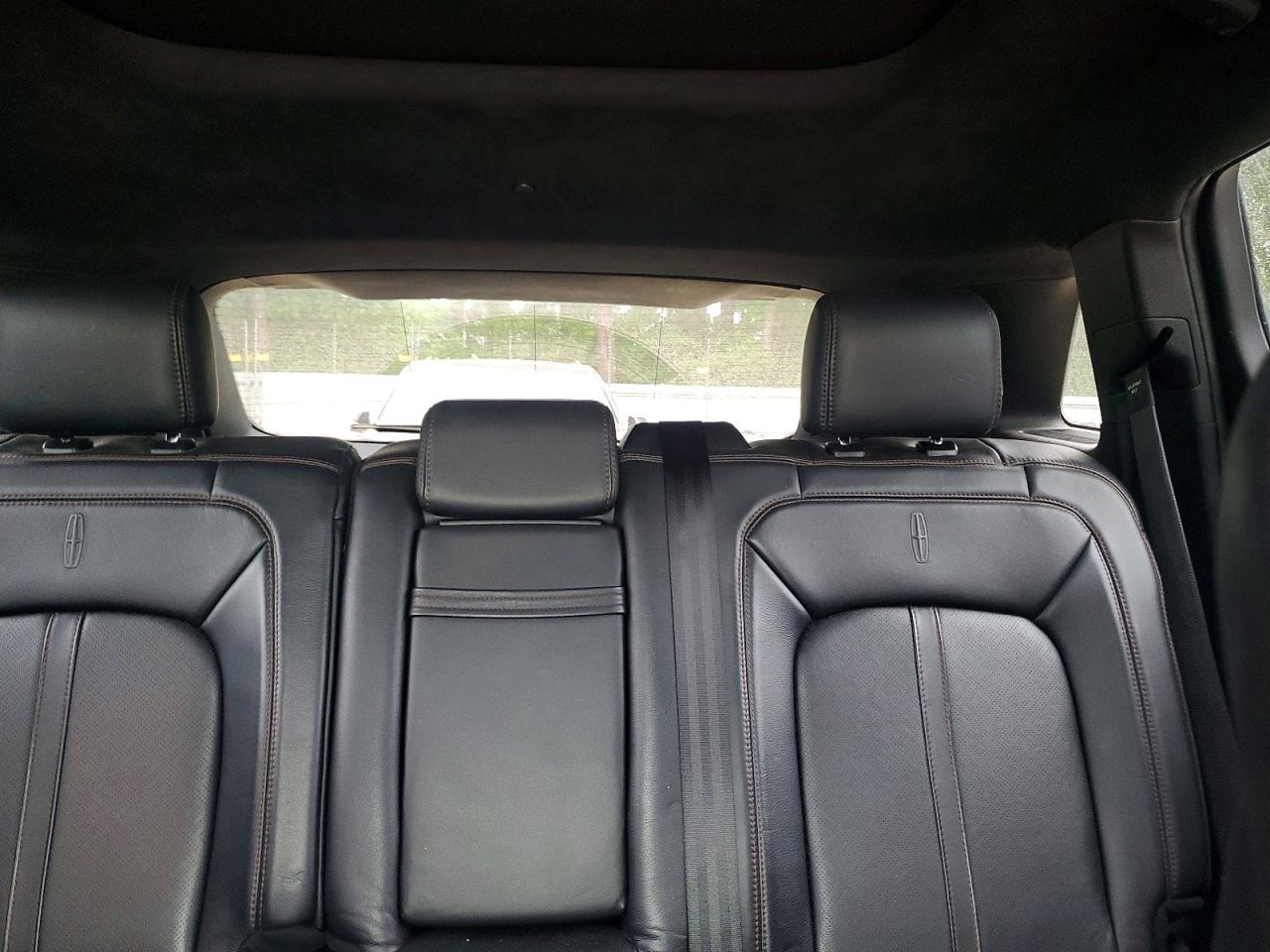 Lincoln MKX Black Label