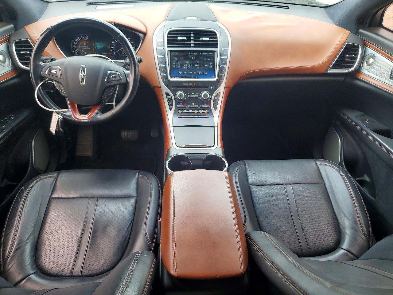 Lincoln MKX Black Label