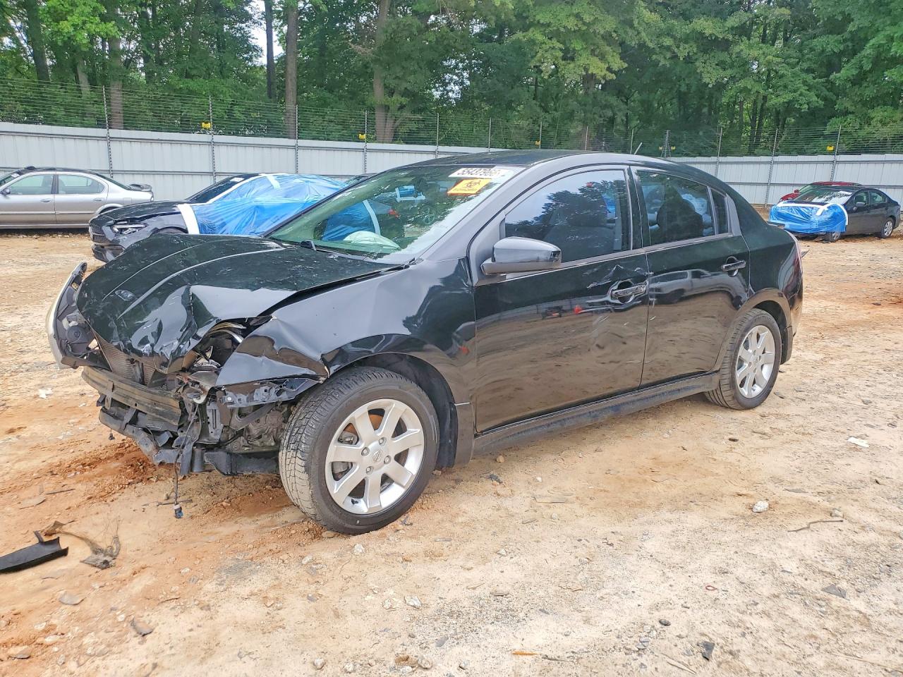 Salvage Nissan Sentra Image
