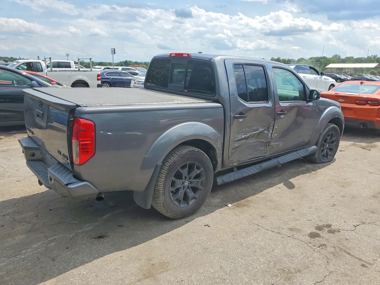 Nissan Frontier Sv