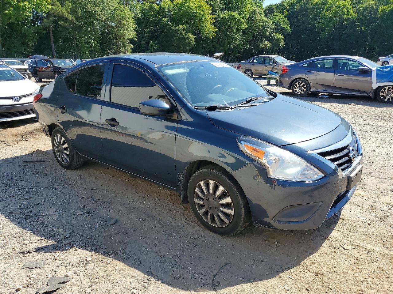 Nissan Versa 1.6 S