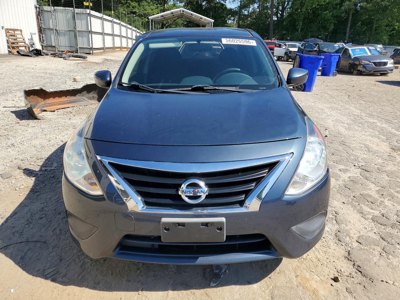 Nissan Versa 1.6 S
