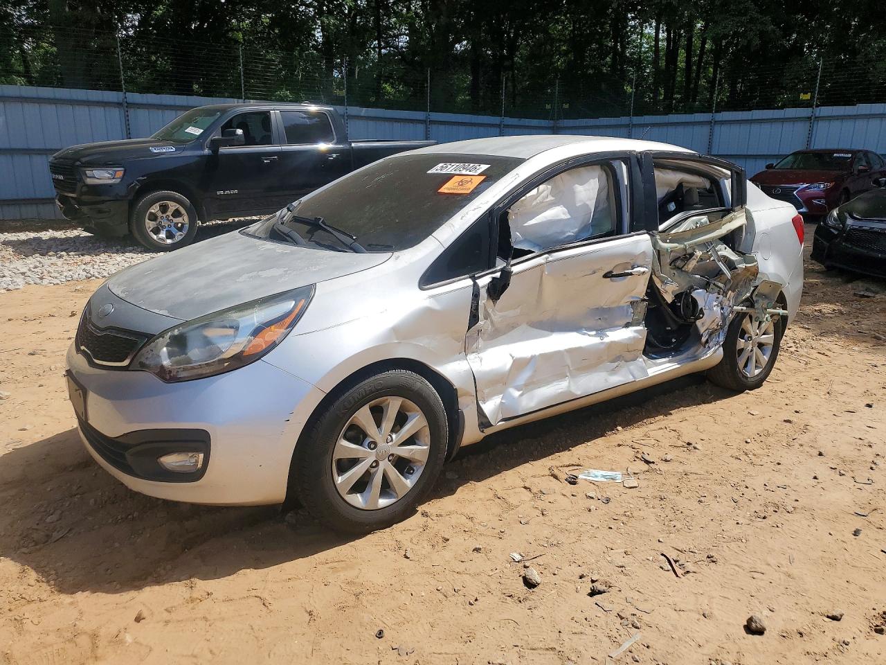 Salvage Kia Rio Image