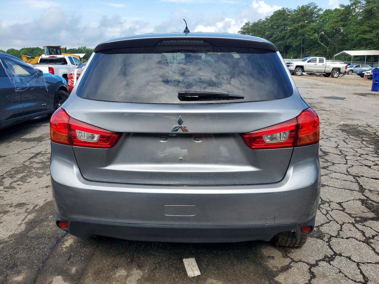 Mitsubishi Outlander Es